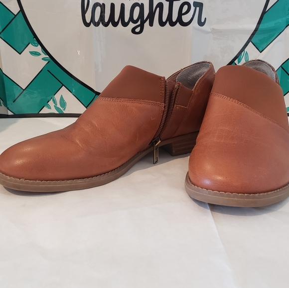 Revitalign Women's Bonita Shoe Whisky color Sz 8.5 - Picture 3 of 8